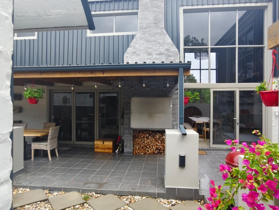 4 Bedroom Property for Sale in Wilderness Central Western Cape
